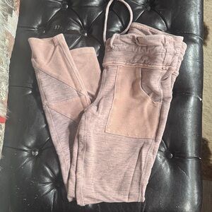 Free people movement dusty pink leggings with Pockets